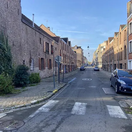 Charmant Duplex Avec Terrasse Dans Le Vieux דירה ליל